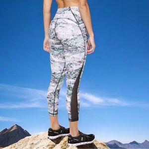 Lululemon Train Times Pant 25” Size‎ 6 Multi Marble Print Mesh Panels Leggings